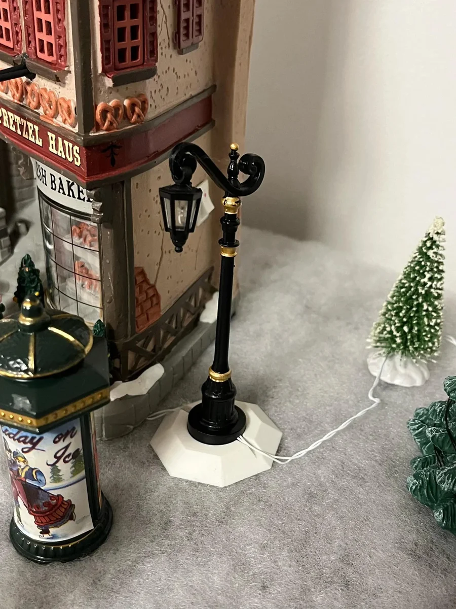Street Lamp Post Base for Lemax Christmas Village - Pack of 10