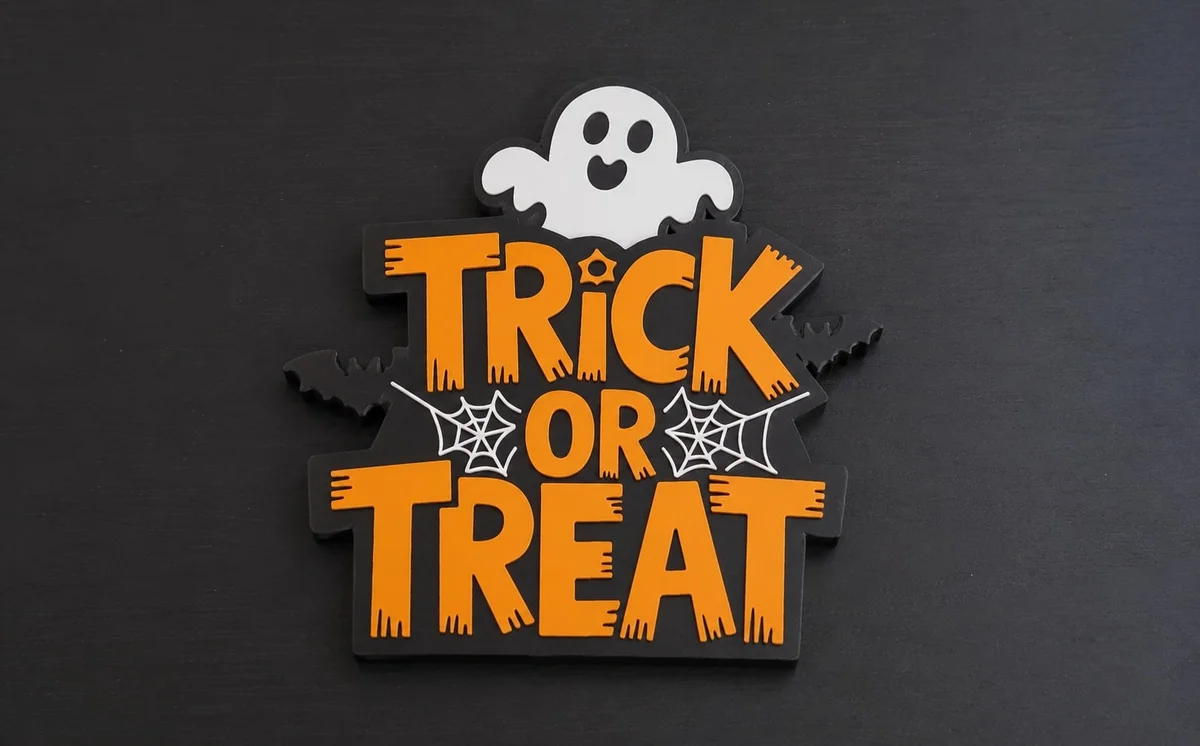 Trick or Treat Halloween Sign for Windowsills and Shelves photo 2