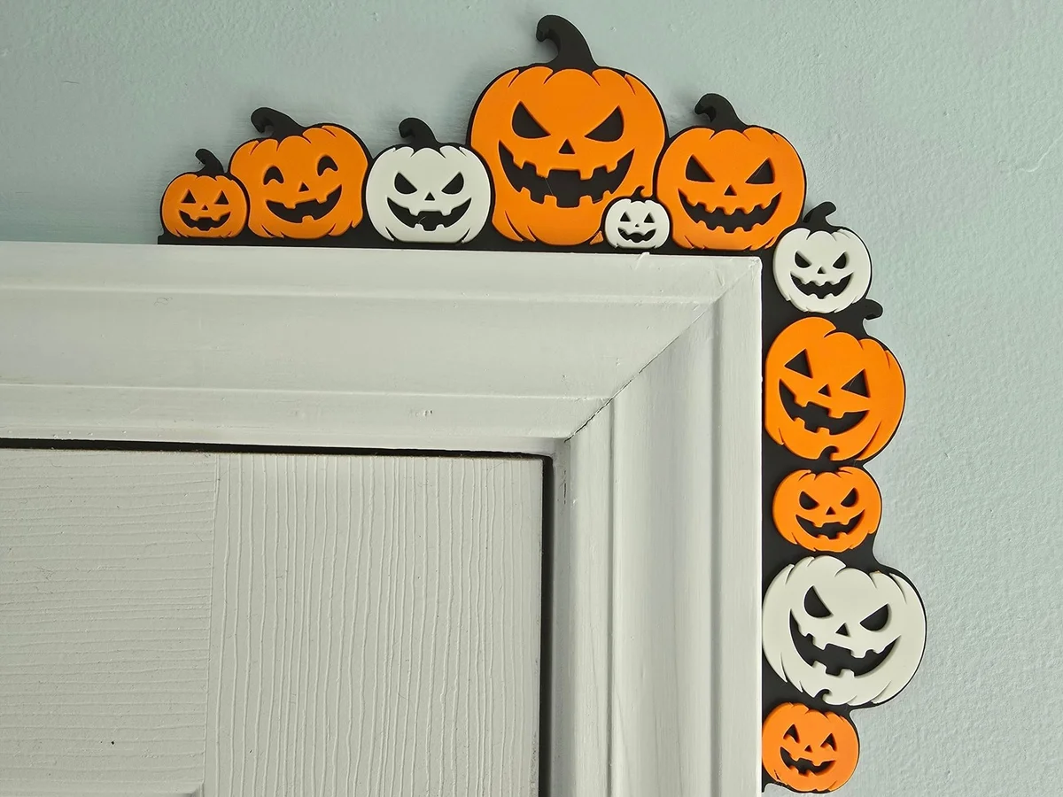 Jack-o-Lantern Door Frame Corner Decor Set for Halloween photo 1