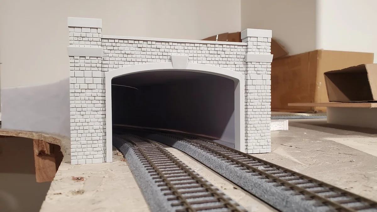 Model Railway Tunnel Portal V2 for Capistrano Creations Tunnel Scenery photo 2