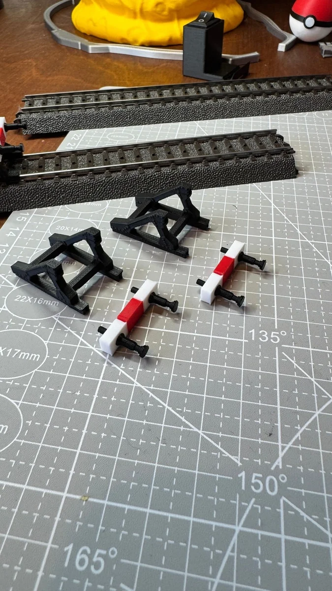 Model Railway Buffer Stop for H0 Gauge Track Compatible with Marklin Systems photo 2