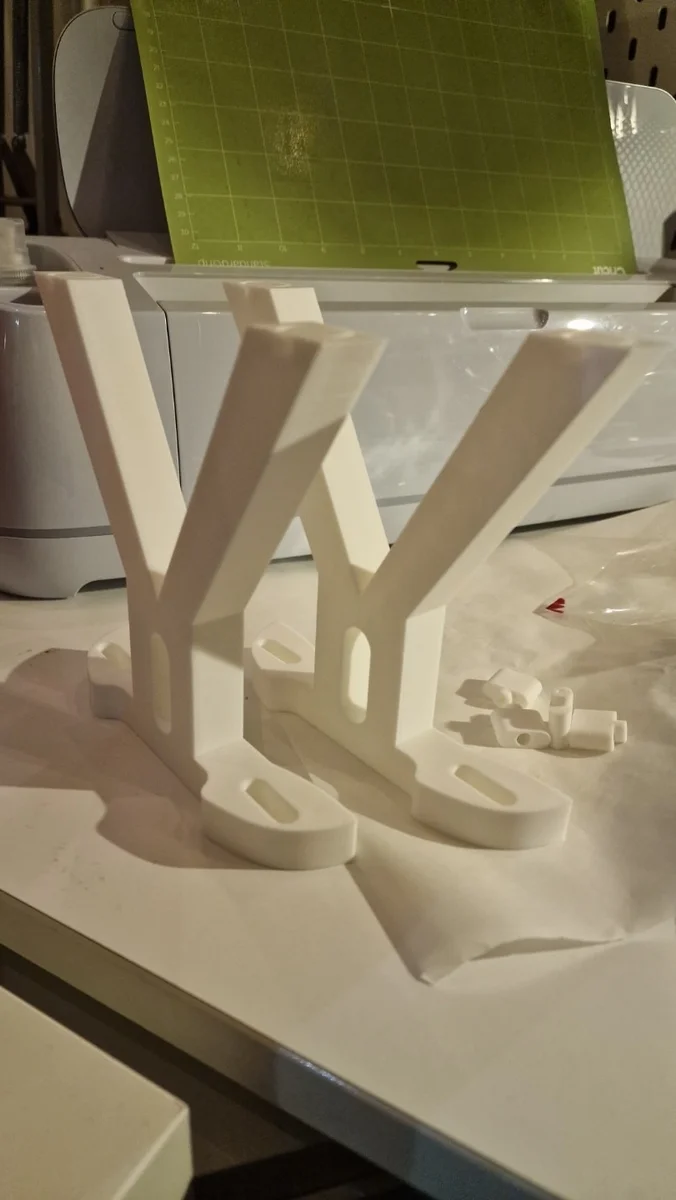 Cricut Maker 3 Stand for Elevated Machine Base photo 2