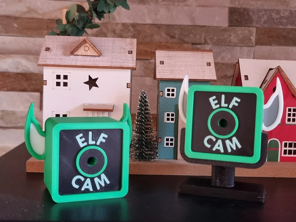 Christmas Elf Cam Decoration for Shelf or Mantelpiece with Elf Ears and Stand photo 1